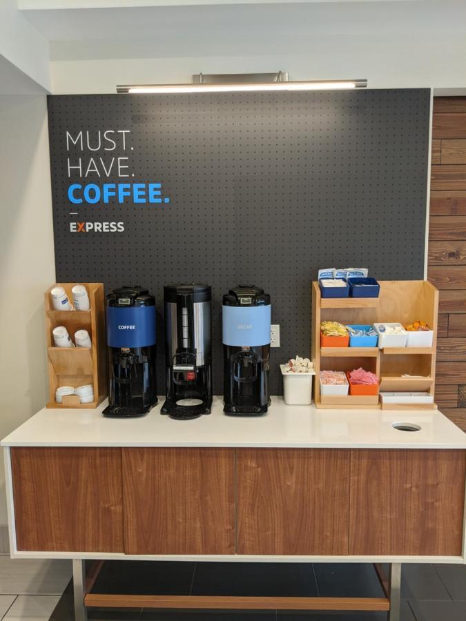 Express South By Ihg 2* Burlington