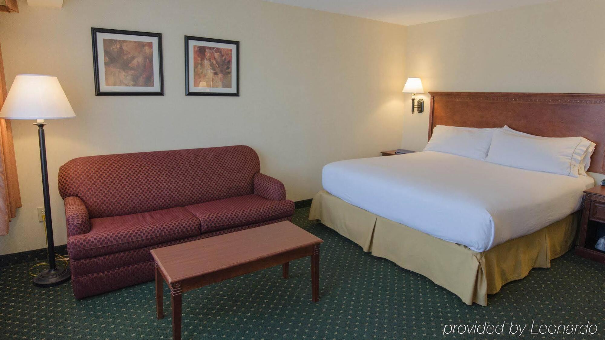 Express South By Ihg 2* Burlington